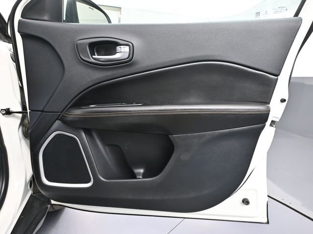 Used 2021 Jeep Compass Limited AWD/4WD image 41