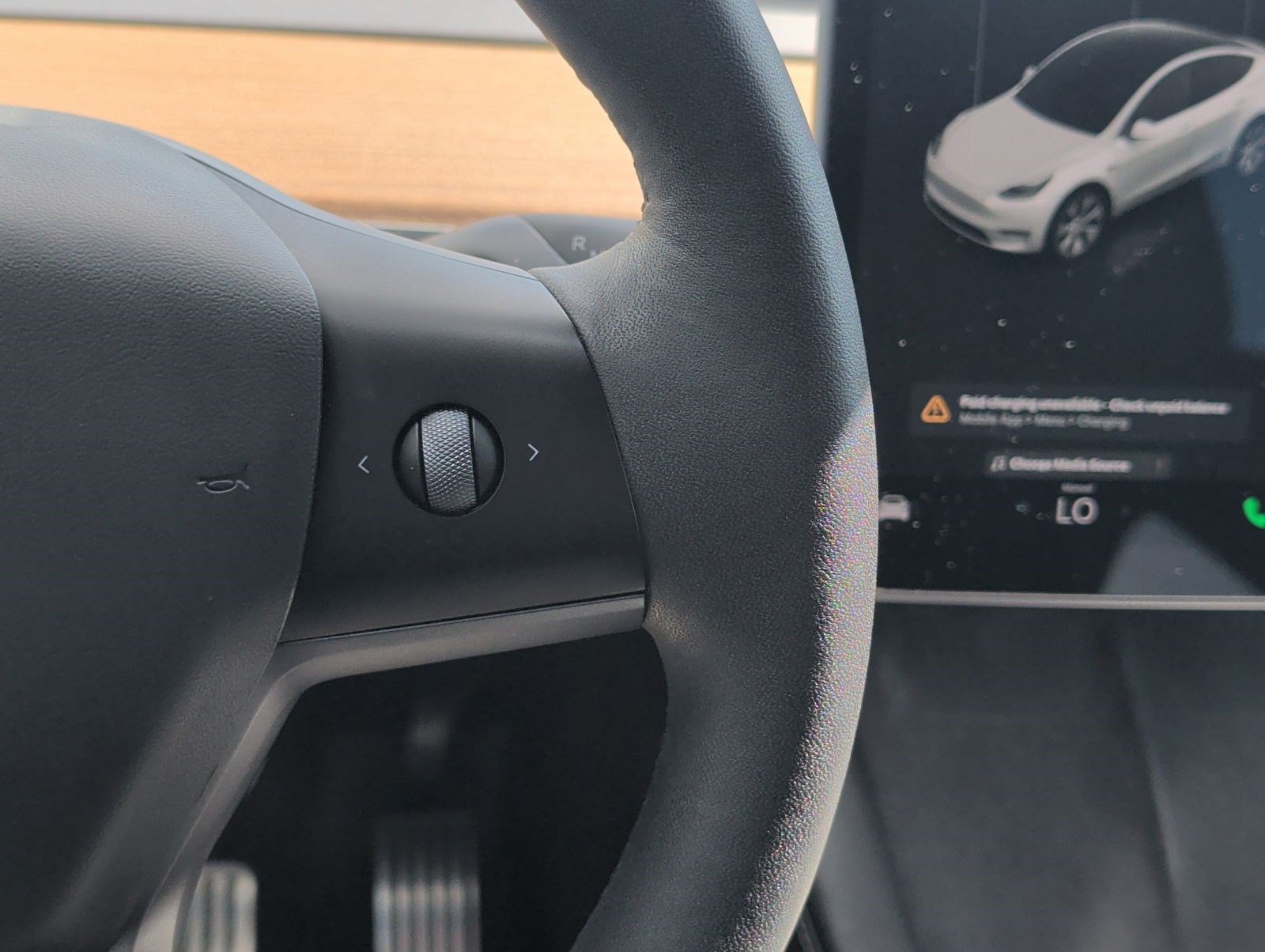 Used 2021 Tesla Model Y Long Range AWD/4WD image 15