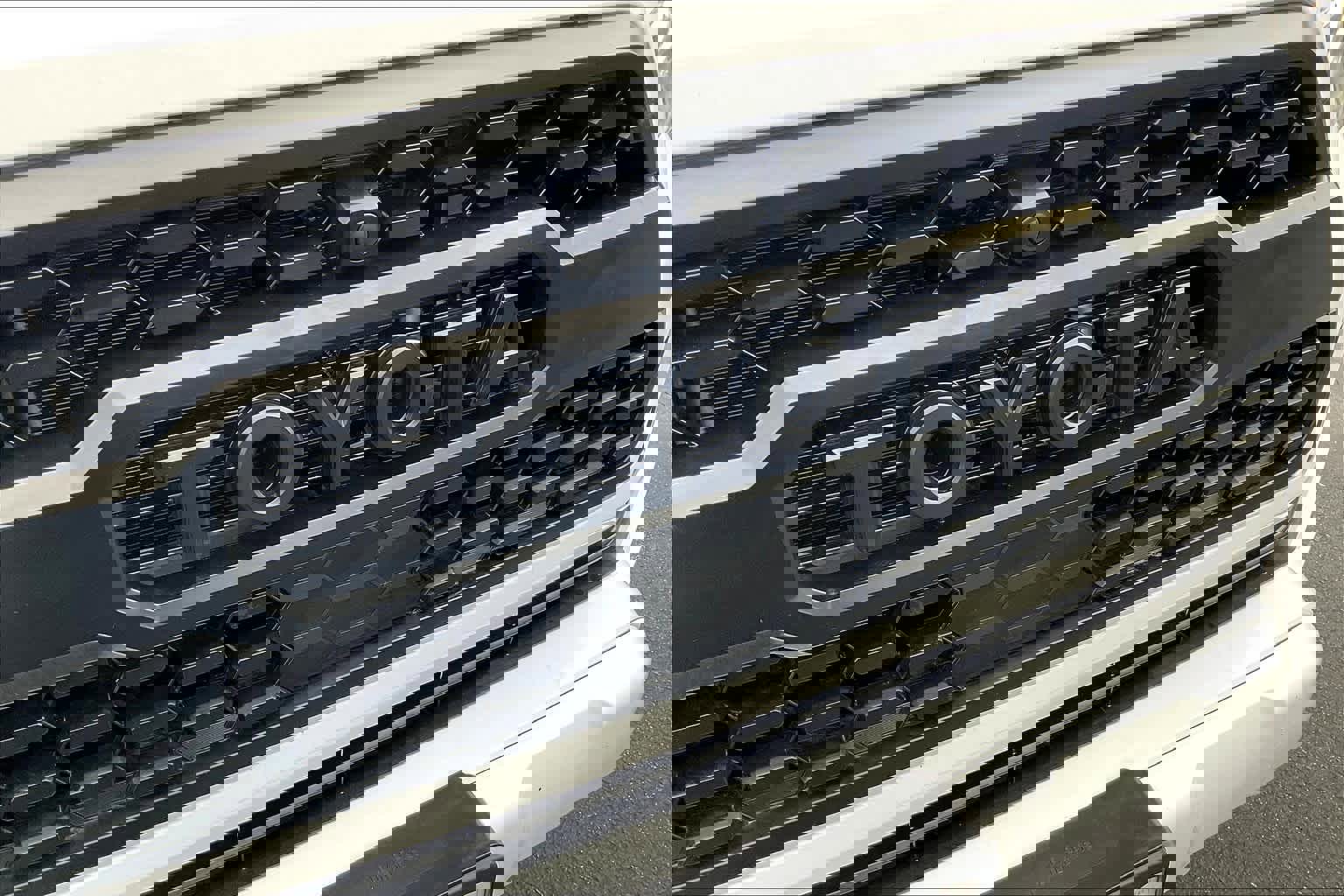 Used 2022 Toyota Tacoma TRD Sport image 27