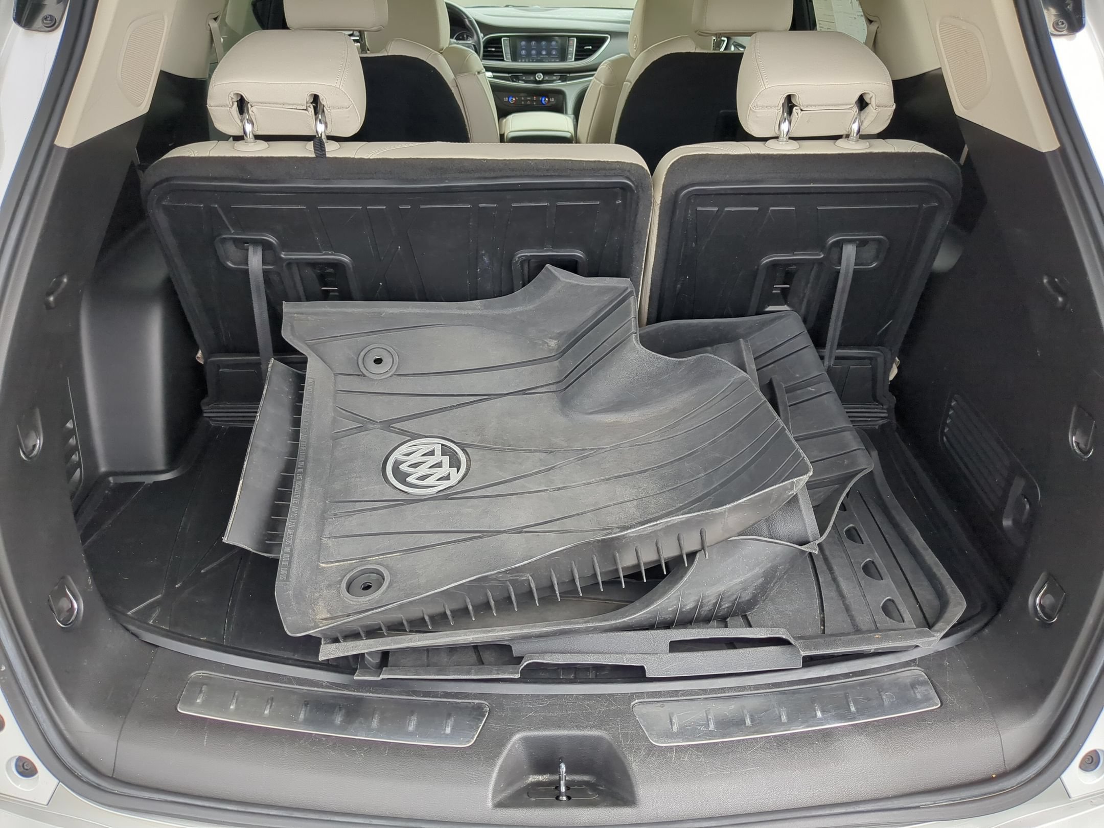 Used 2023 Buick Enclave Essence w/ Experience Buick Package FWD image 25