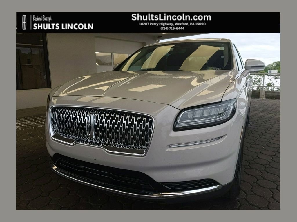 Used 2022 Lincoln Nautilus AWD image 1