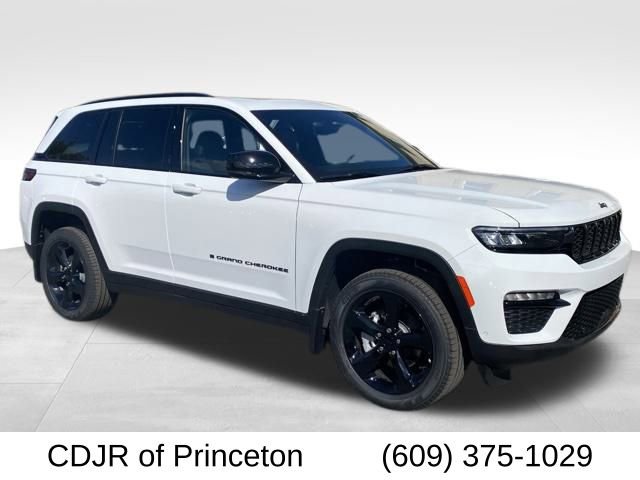 New 2025 Jeep Grand Cherokee Limited w/ Luxury Tech Group II image 1