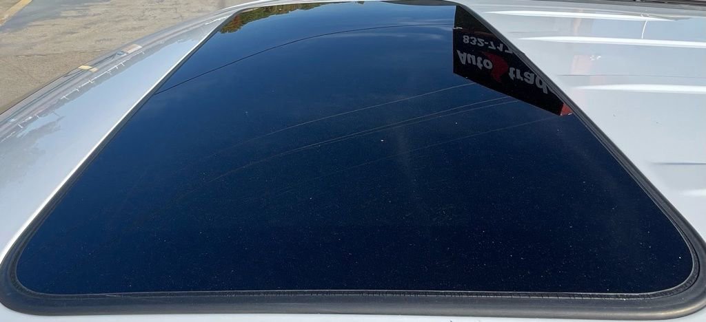 Used 2016 Jeep Grand Cherokee Limited 75th Anniversary image 9