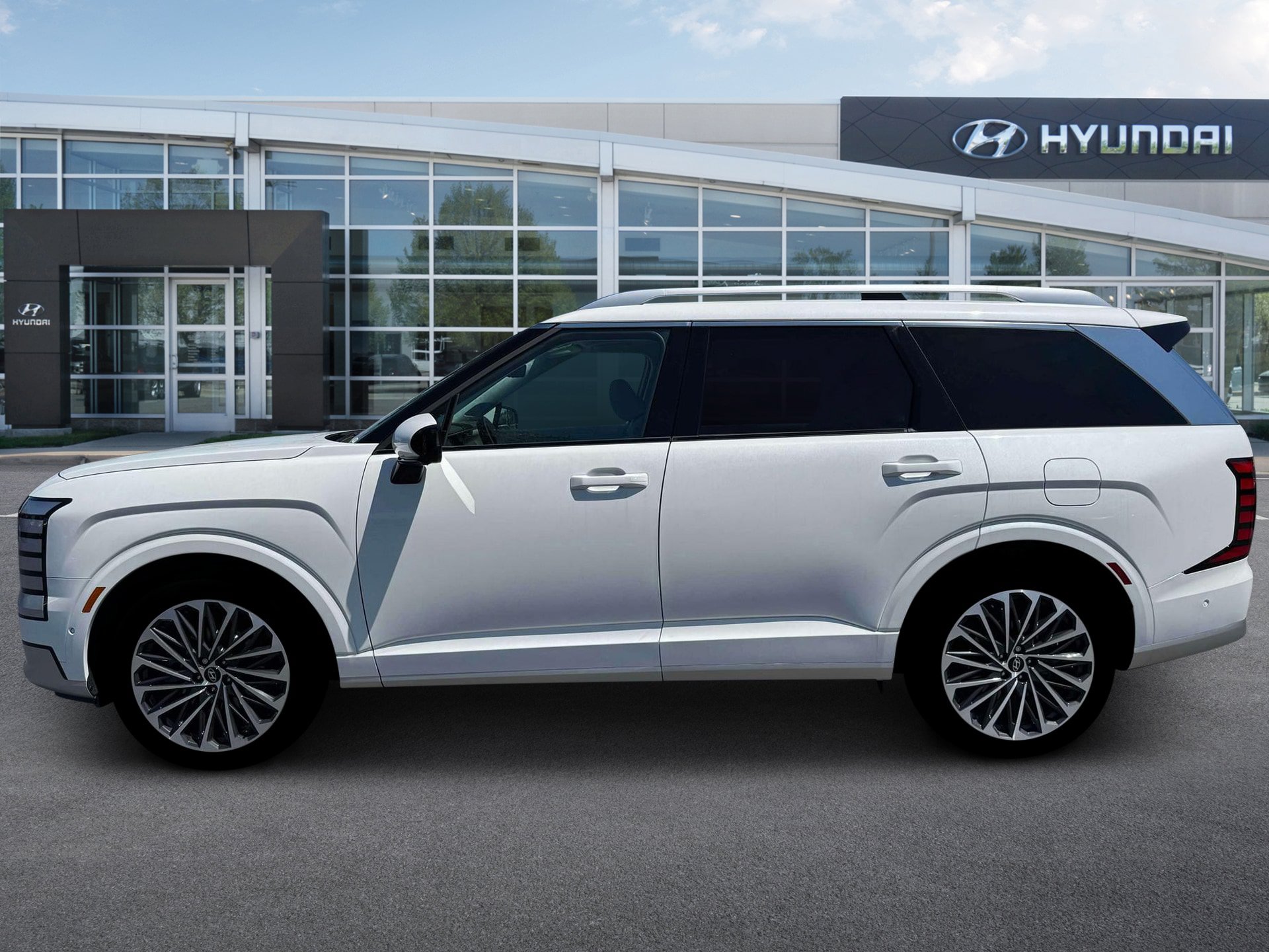New 2026 Hyundai Palisade Calligraphy FWD image 3