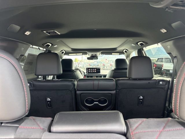 New 2026 Honda Pilot Black Edition image 15