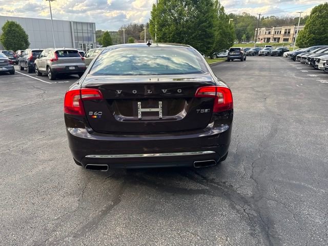 Used 2017 Volvo S60 T5 Inscription Platinum w/ Climate Package AWD/4WD image 4