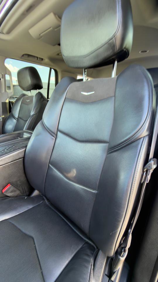 Used 2015 Cadillac Escalade Premium AWD/4WD image 20