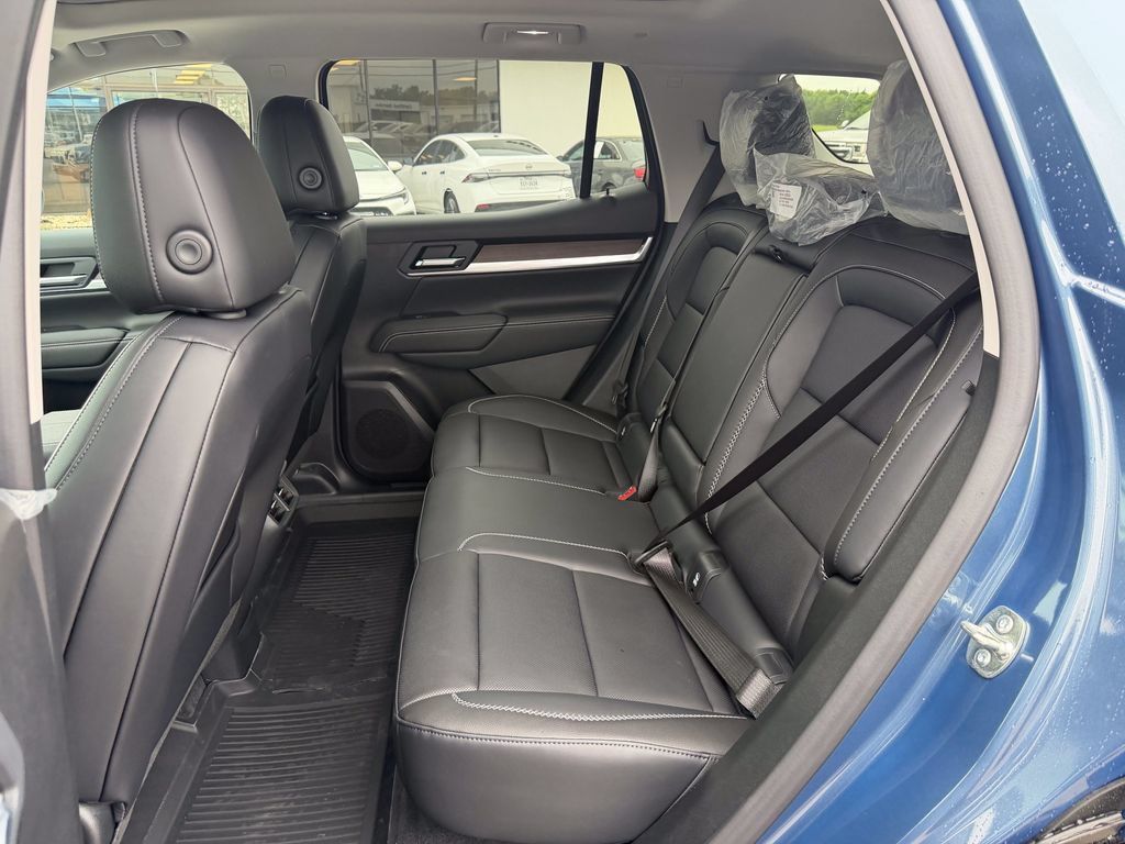 New 2026 GMC Terrain Denali w/ LPO, Floor Liner Package AWD/4WD image 29