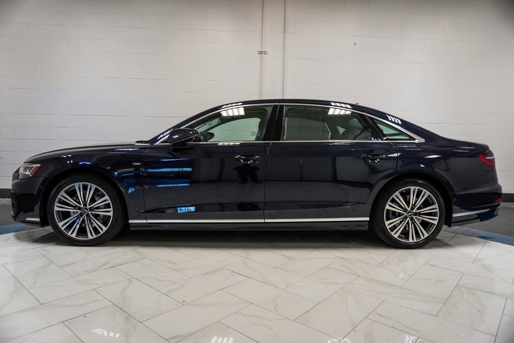 Used 2022 Audi A8 L 3.0T w/ Luxury Package image 8