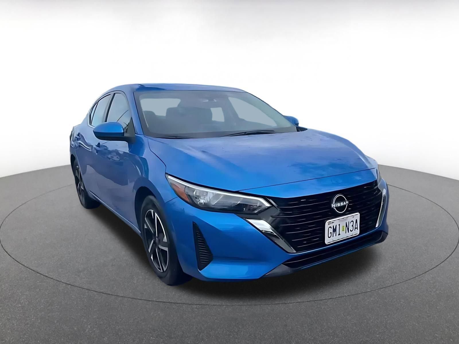 Used 2025 Nissan Sentra SV FWD image 3