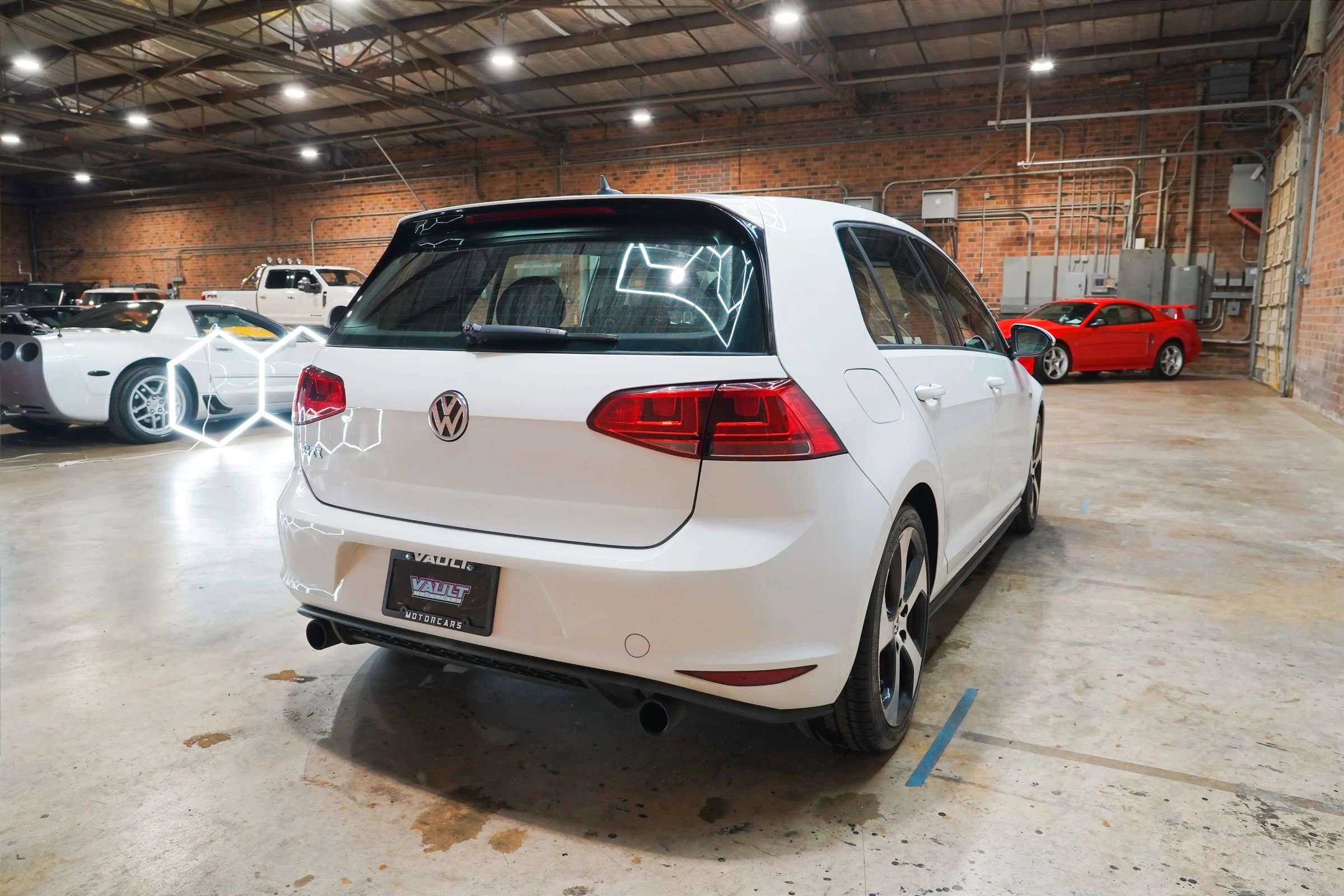 Used 2015 Volkswagen GTI S FWD image 14