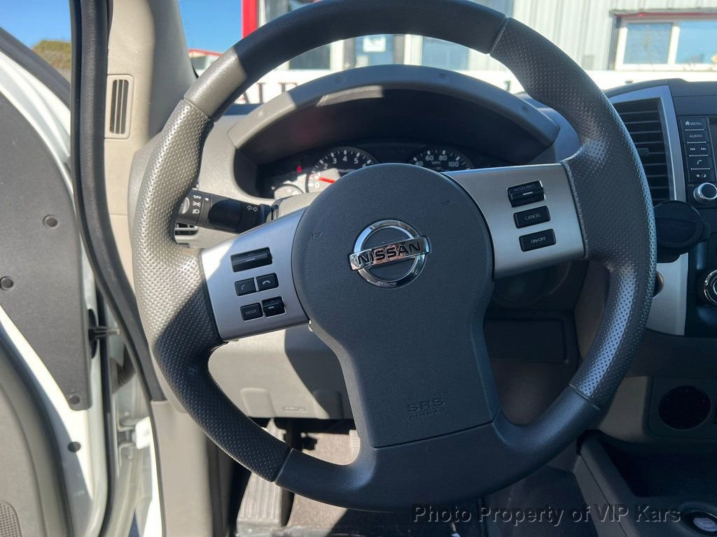 Used 2020 Nissan Frontier S image 14