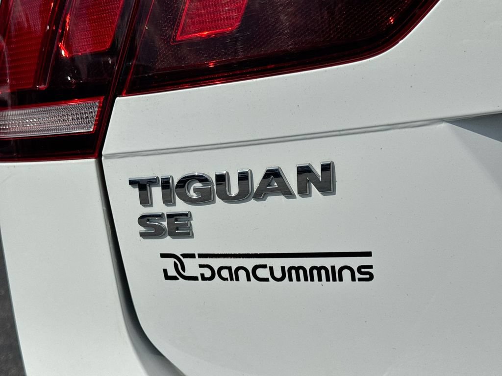 Used 2021 Volkswagen Tiguan SE AWD/4WD image 29