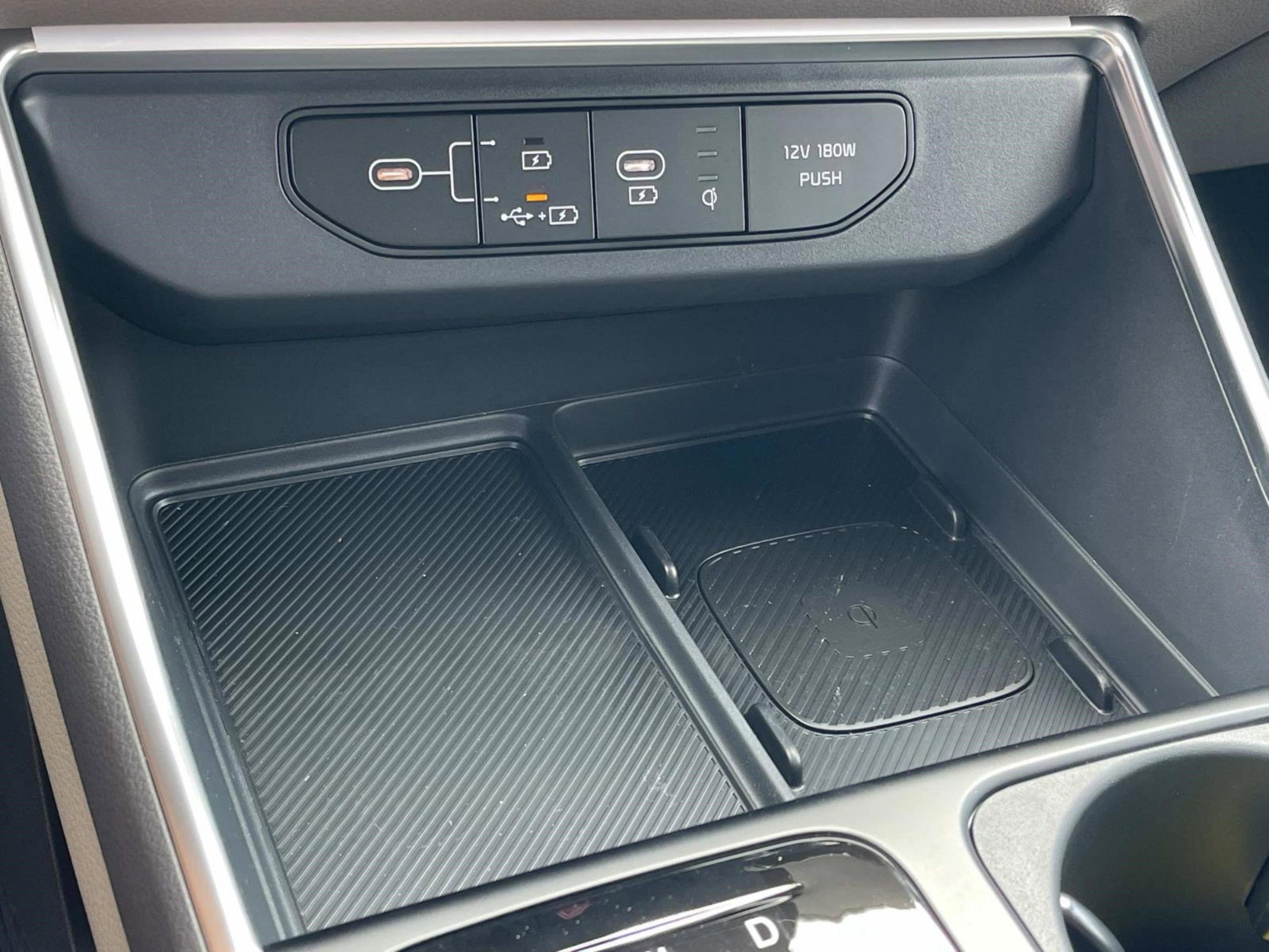 New 2026 Kia Carnival EX image 29