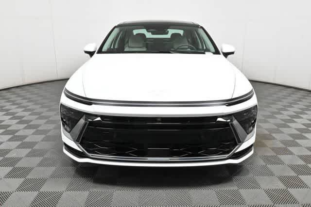New 2025 Hyundai Sonata Limited FWD image 26