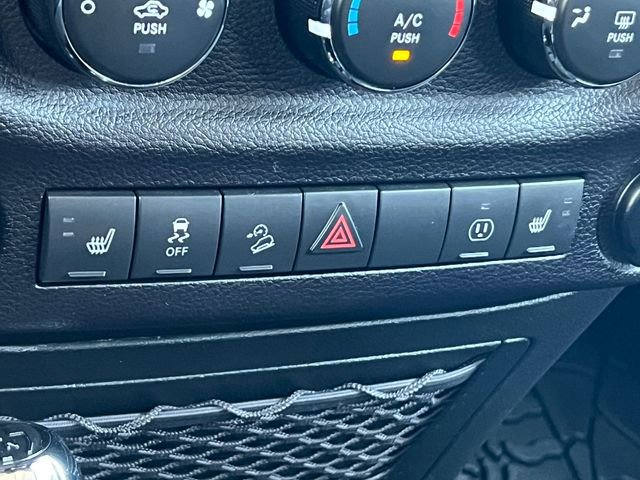 Used 2016 Jeep Wrangler Unlimited Sahara AWD/4WD image 24