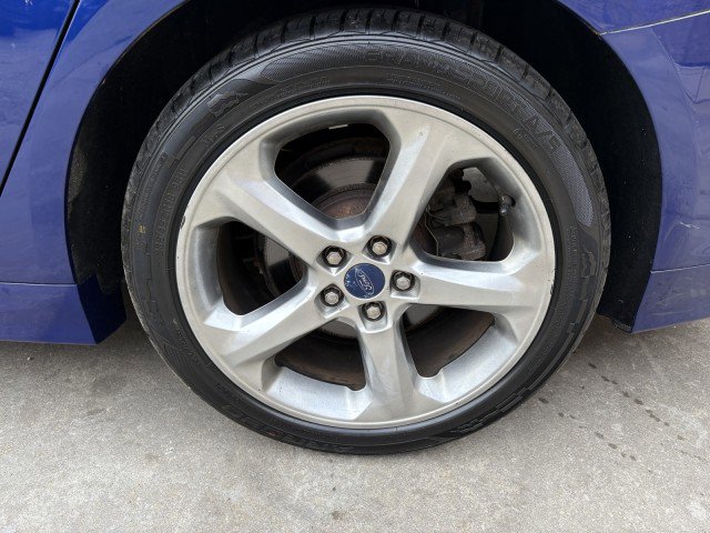 Used 2015 Ford Fusion SE w/ Equipment Group 201A image 13