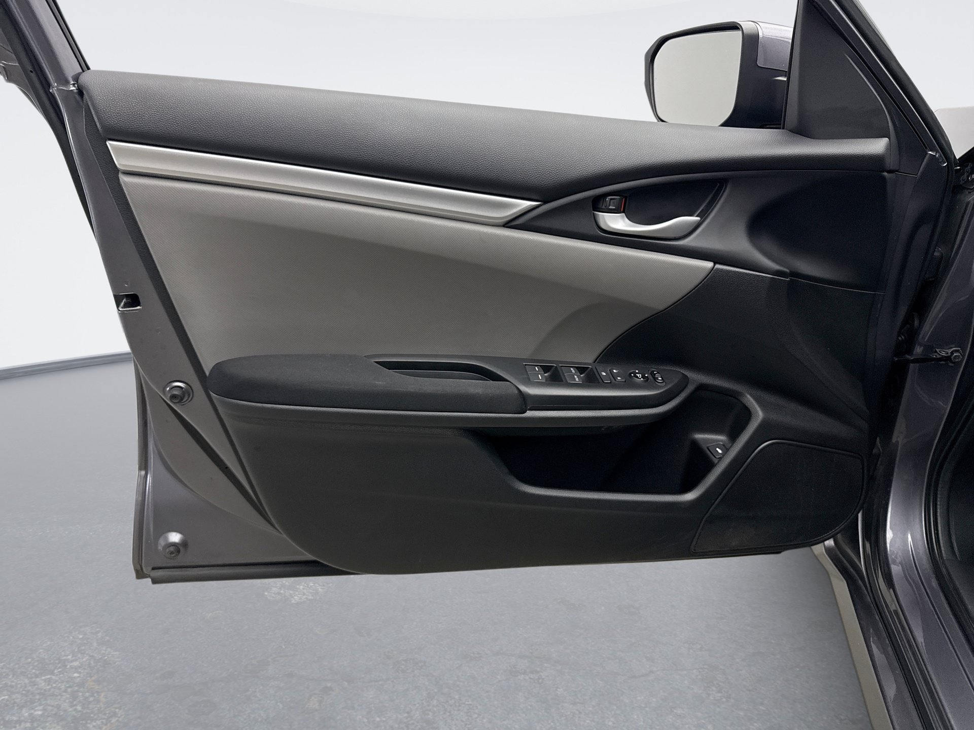 Used 2020 Honda Civic LX image 9