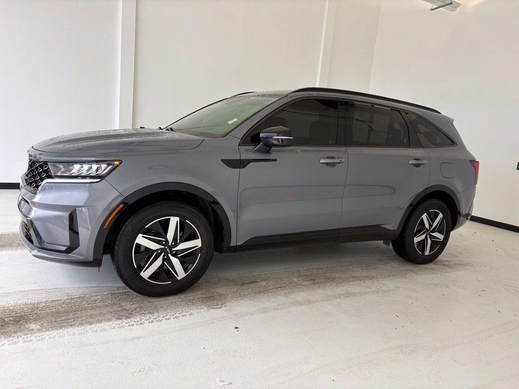 Used 2022 Kia Sorento S FWD image 17