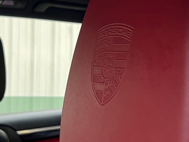 Used 2018 Porsche Cayenne Platinum Edition image 17