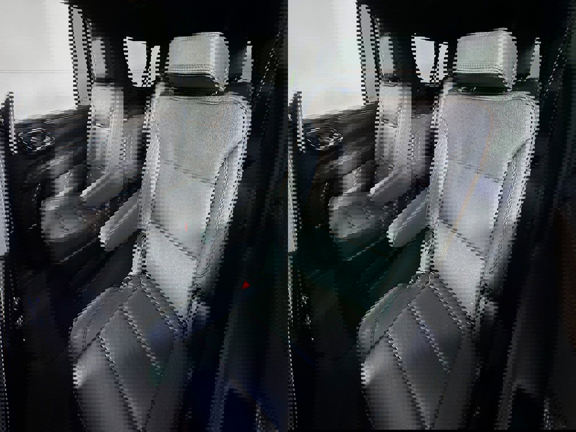 Used 2023 Chevrolet Suburban High Country image 24