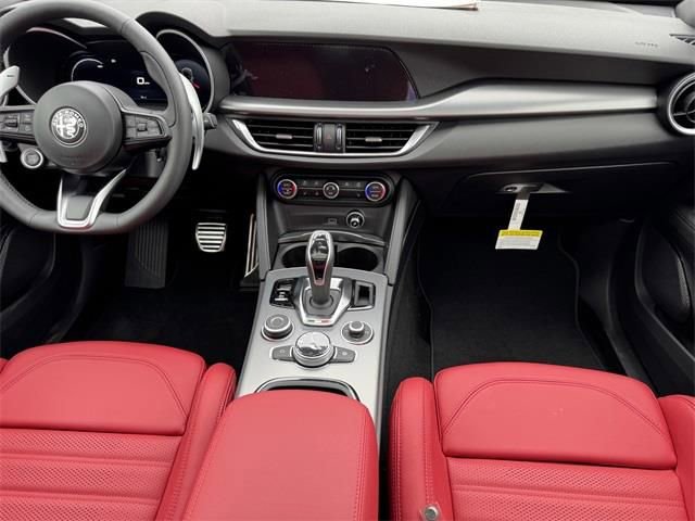 New 2025 Alfa Romeo Stelvio Sprint w/ Veloce Package image 7