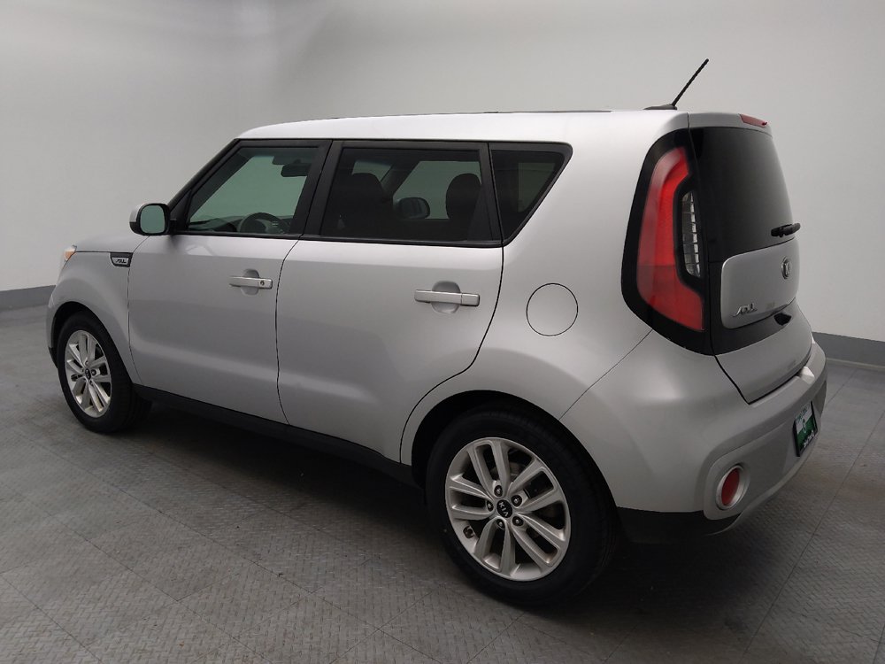 Used 2019 Kia Soul + FWD image 3