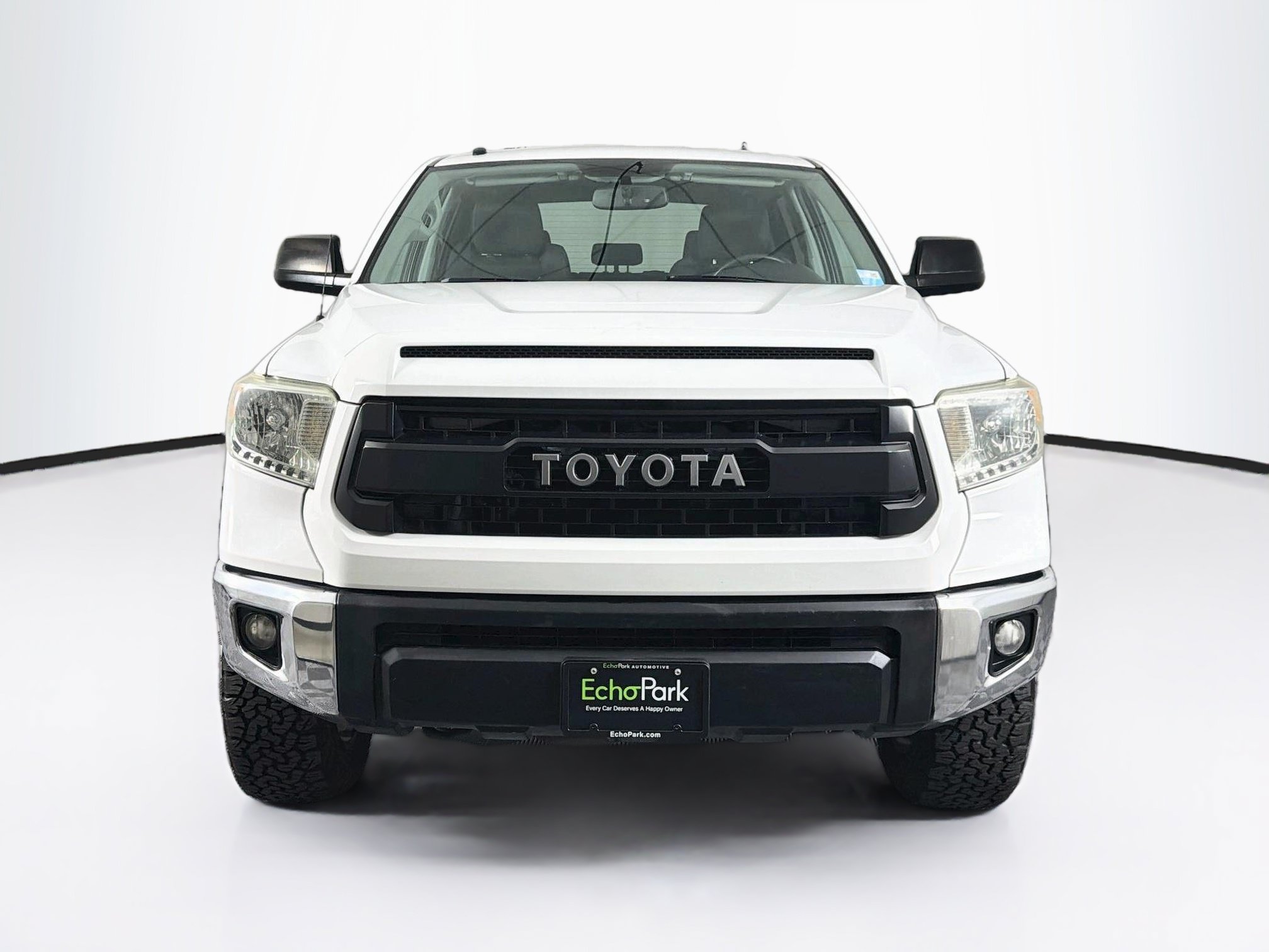 Used 2014 Toyota Tundra SR5 w/ SR5 Upgrade Package AWD/4WD image 2