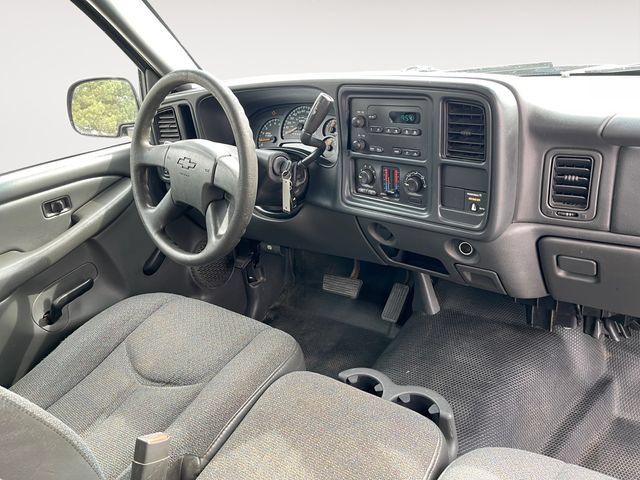 Used 2003 Chevrolet Silverado 1500 2WD Regular Cab w/ Exterior Appearance Package image 10