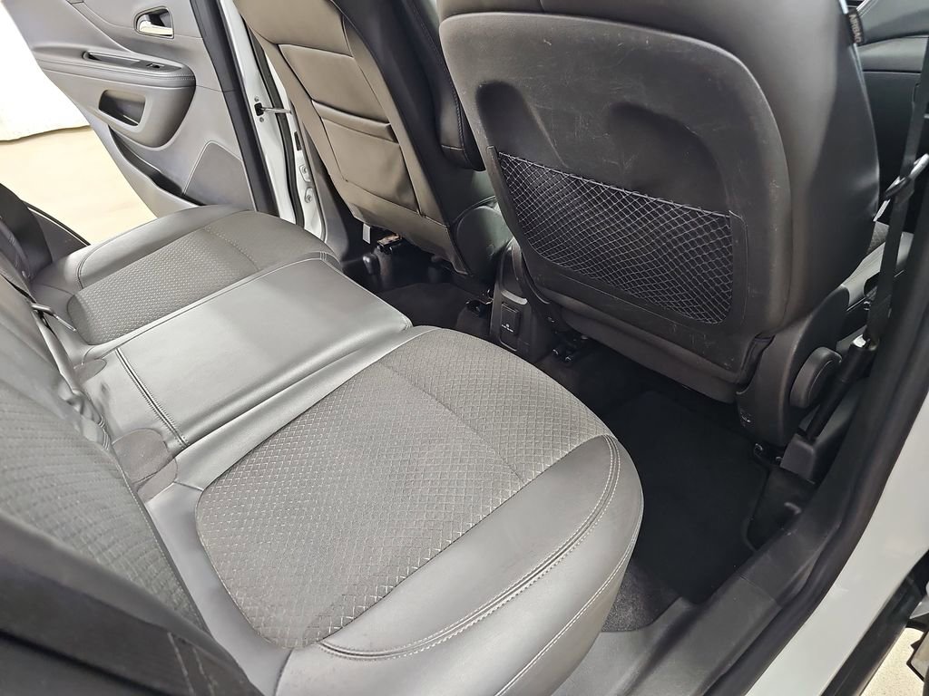 Used 2020 Buick Encore Preferred w/ Safety Package image 14