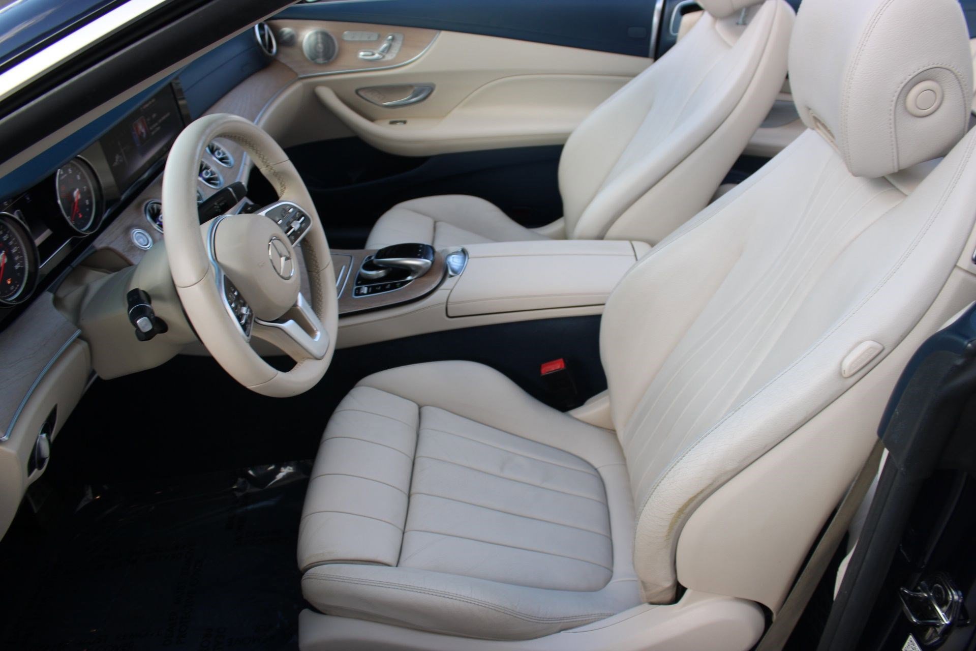 Used 2019 Mercedes-Benz E 450 Cabriolet image 22