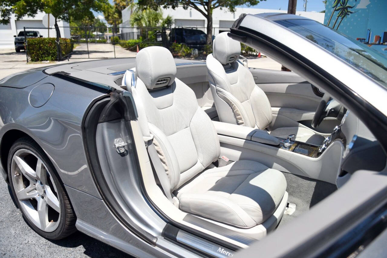 Used 2014 Mercedes-Benz SL 550 image 39