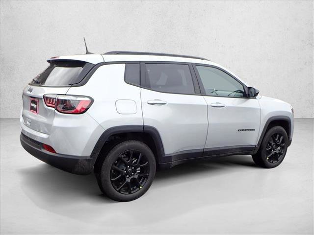 New 2026 Jeep Compass Latitude image 4