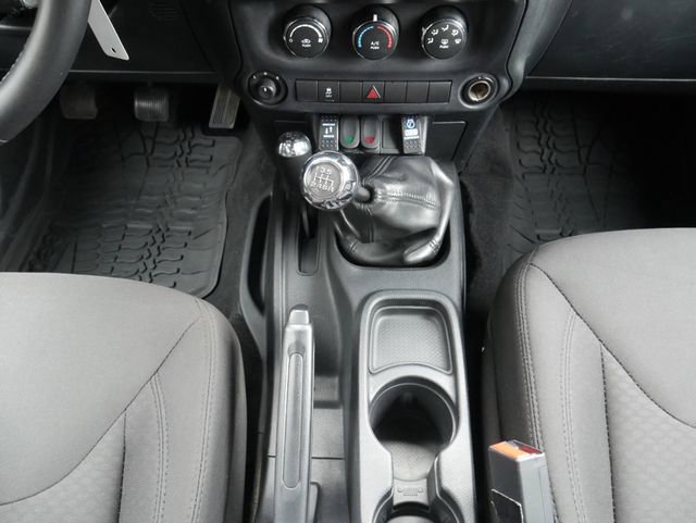 Used 2017 Jeep Wrangler Unlimited Sport AWD/4WD image 17