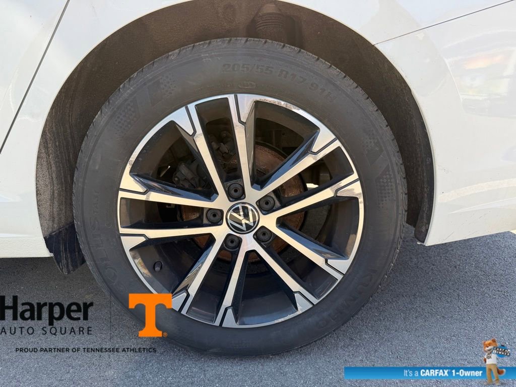 Used 2023 Volkswagen Jetta Sport image 20