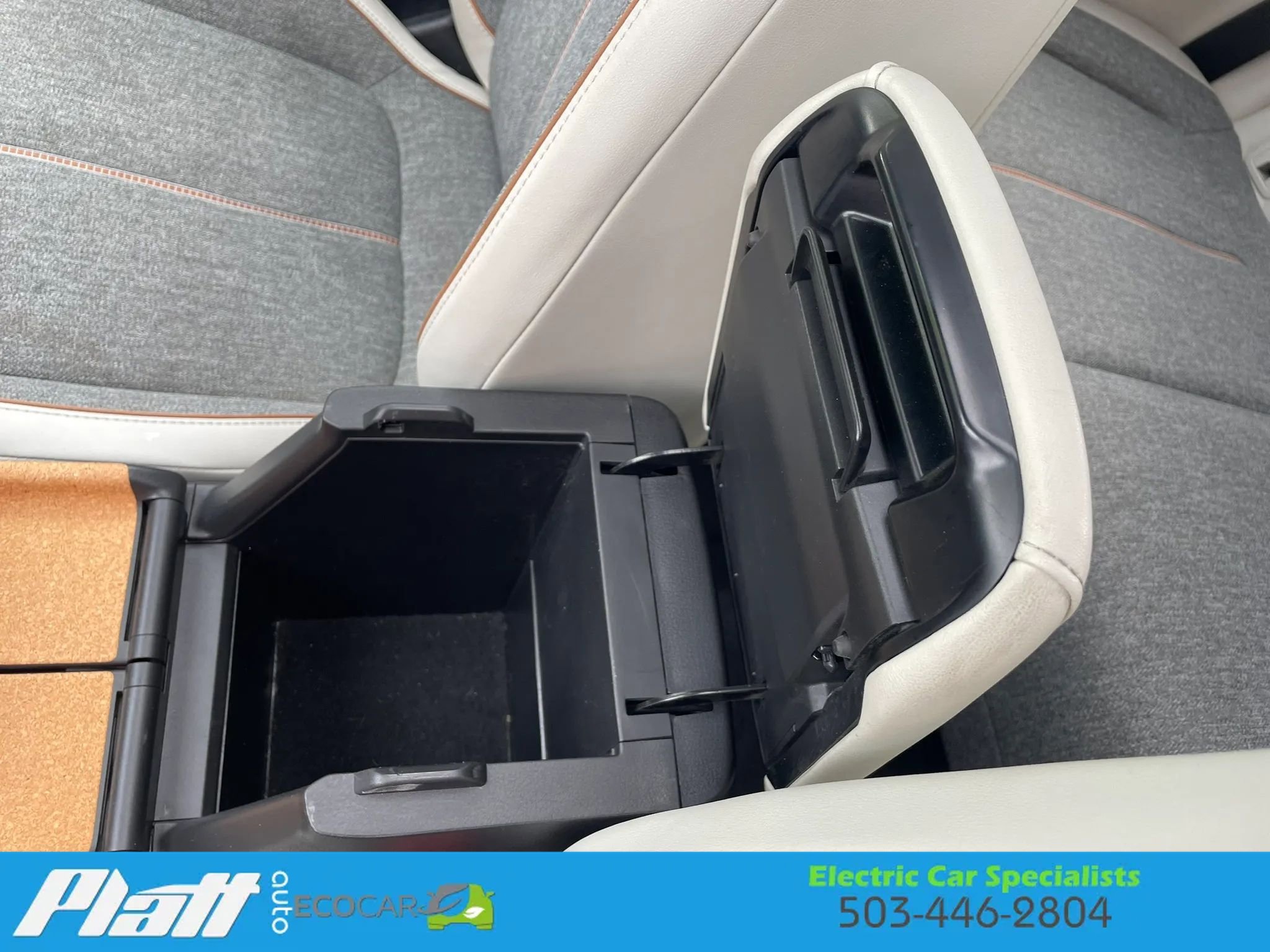 Used 2022 MAZDA MX-30 Electric w/ Premium Plus Pkg image 34