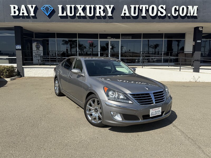Used 2011 Hyundai Equus Signature RWD image 1