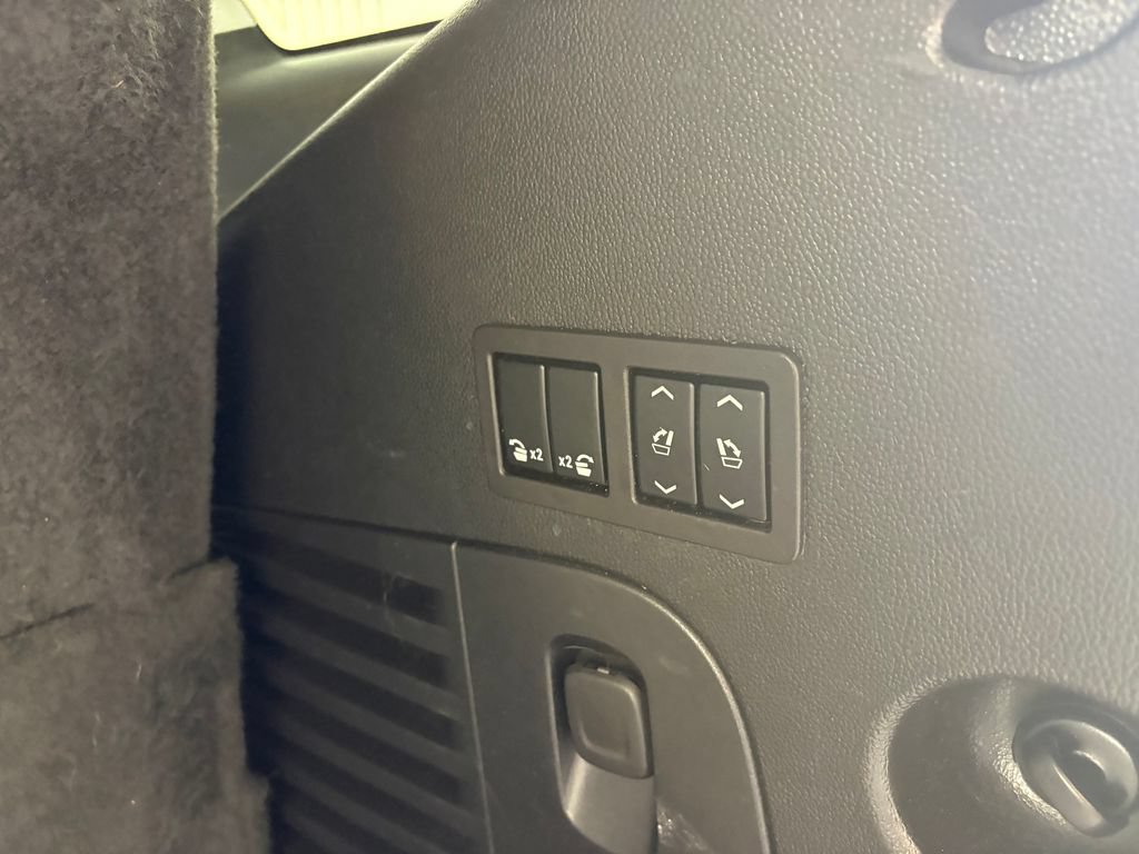 Used 2019 GMC Yukon Denali w/ Open Road Package AWD/4WD image 36