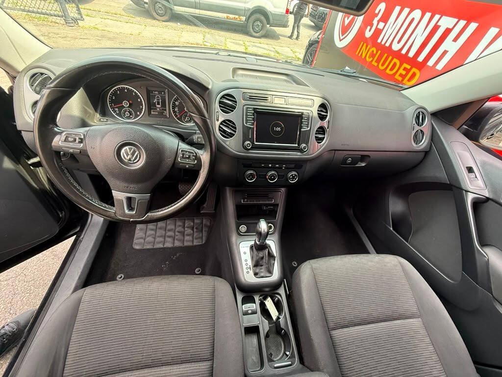 Used 2017 Volkswagen Tiguan Limited w/ Premium Package AWD/4WD image 19