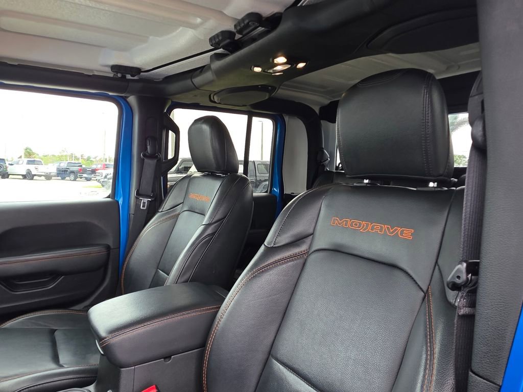 Used 2022 Jeep Gladiator Mojave w/ Cold Weather Group image 20