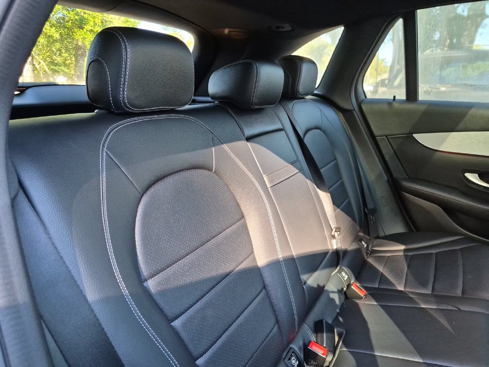Used 2022 Mercedes-Benz GLC 300 4MATIC image 30