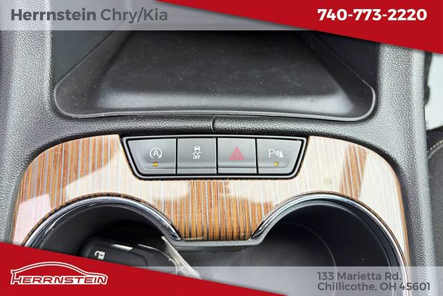 Used 2023 GMC Acadia SLE AWD/4WD image 21