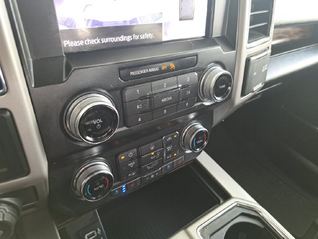 Used 2019 Ford F150 Lariat w/ Equipment Group 502A Luxury AWD/4WD image 12