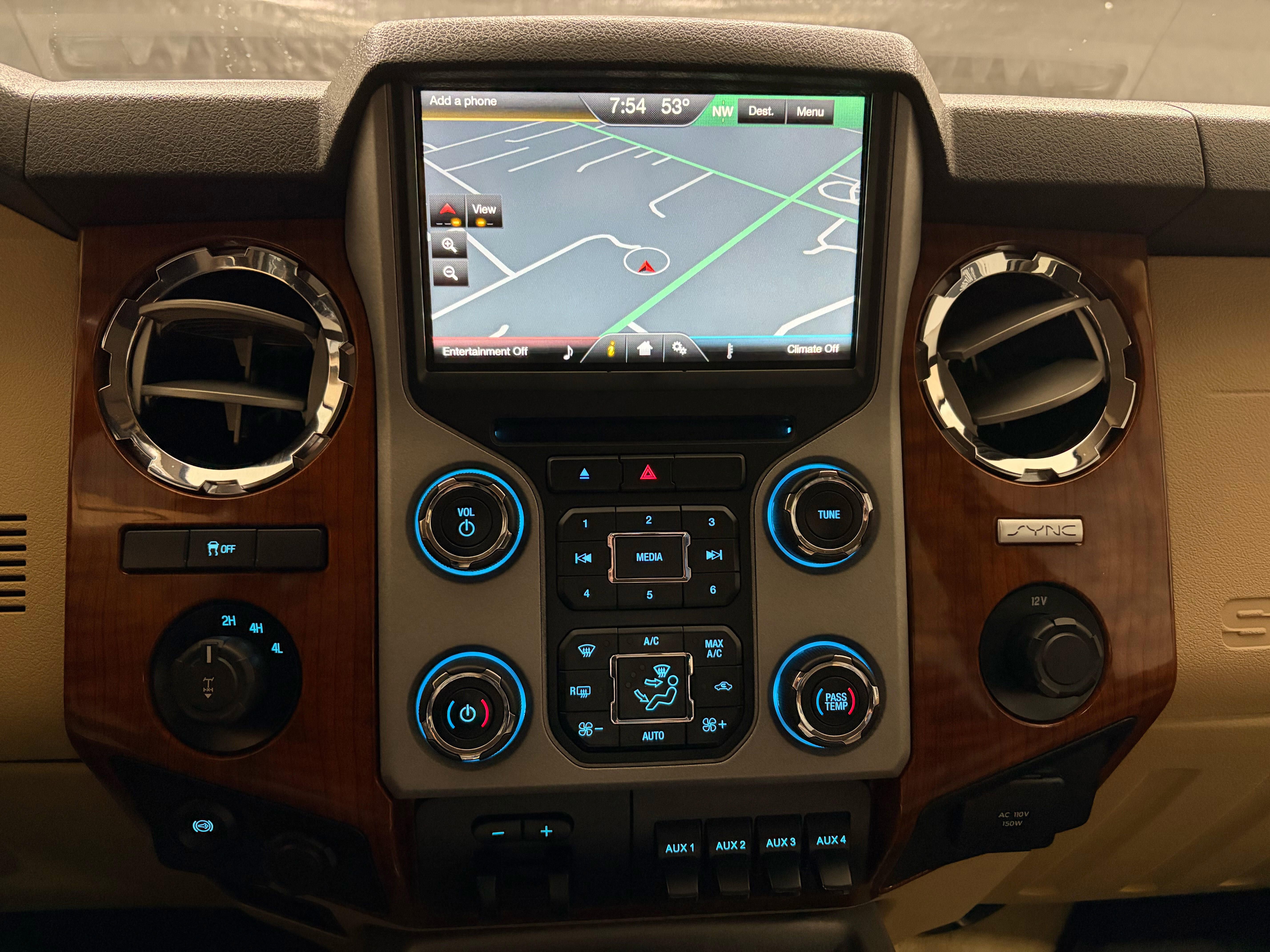 Used 2016 Ford F250 King Ranch w/ King Ranch w/Chrome Package AWD/4WD image 14