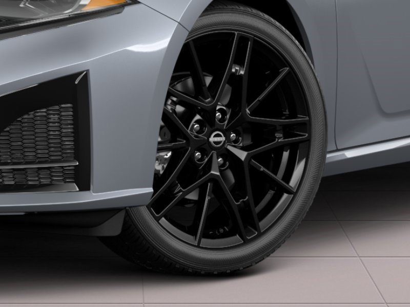 New 2026 Nissan Altima 2.5 SR w/ SR Midnight Edition Package AWD/4WD image 9