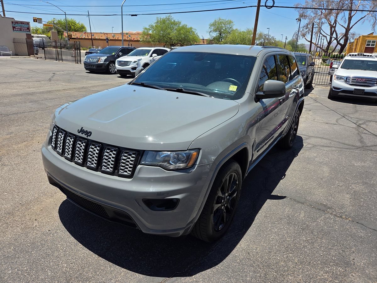 Used 2020 Jeep Grand Cherokee Altitude RWD image 24