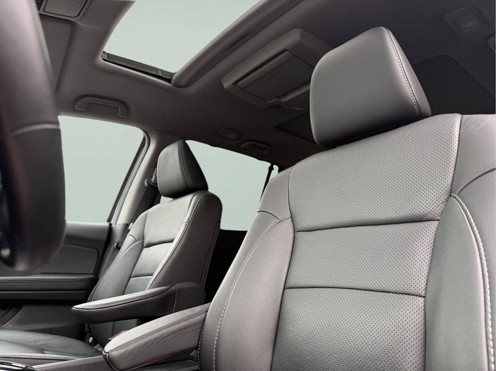 Used 2021 Honda Pilot Elite image 11