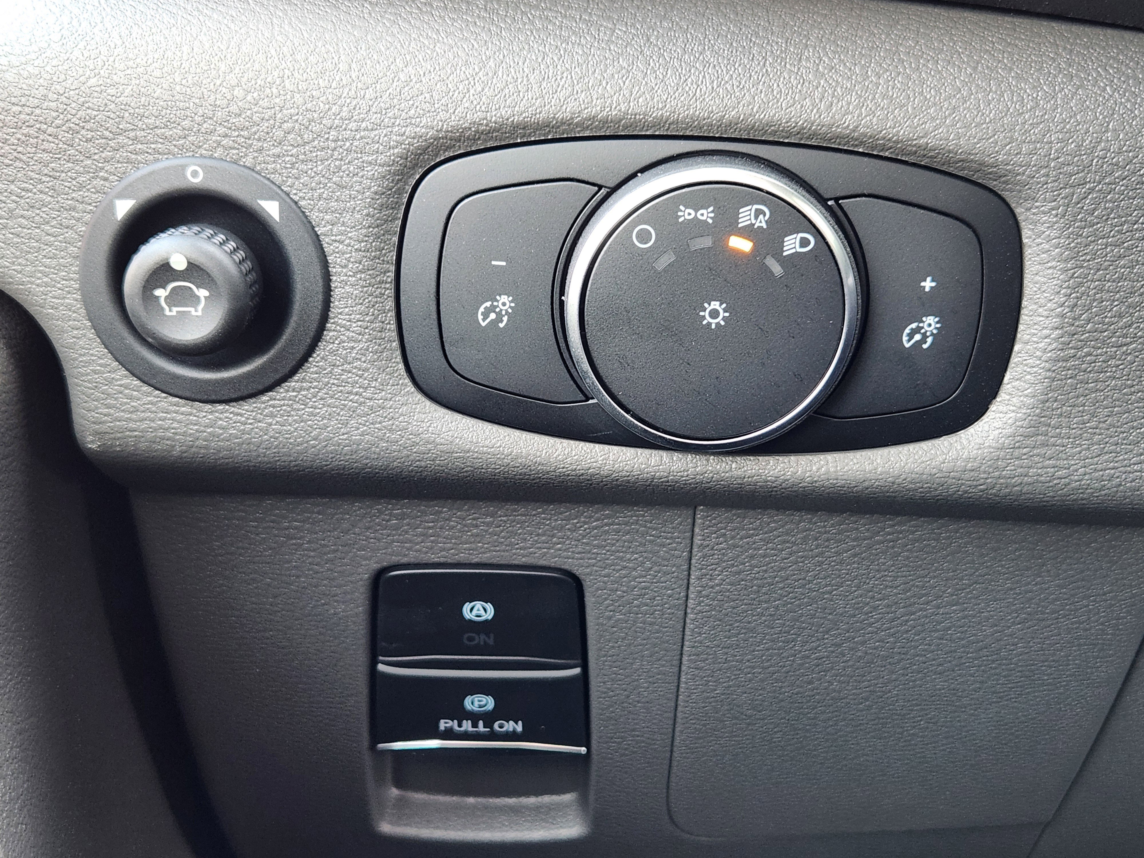 New 2026 Ford Transit 250 148 Medium Roof Extended AWD image 26