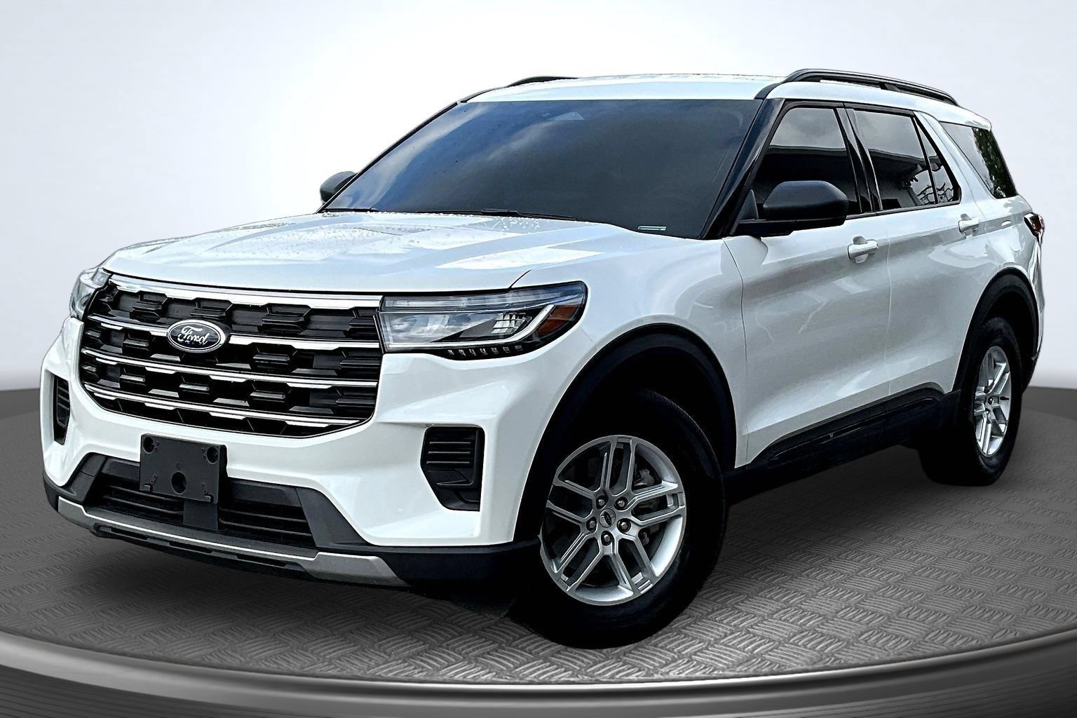 Used 2026 Ford Explorer Active