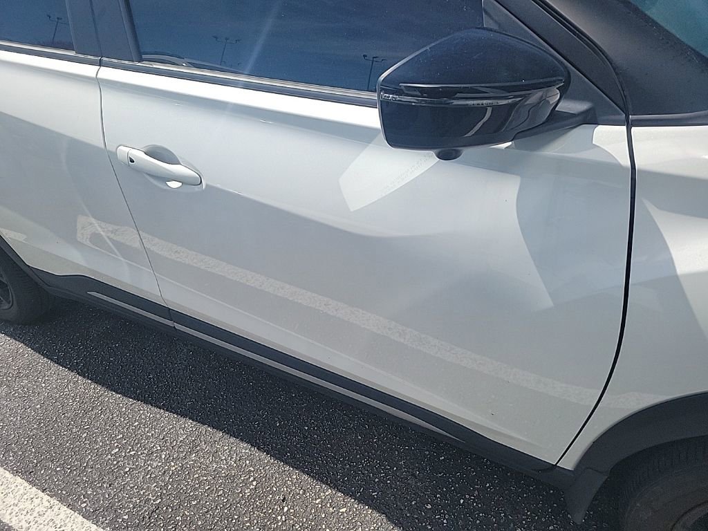 Used 2023 Nissan Kicks SR w/ SR Premium Package image 7